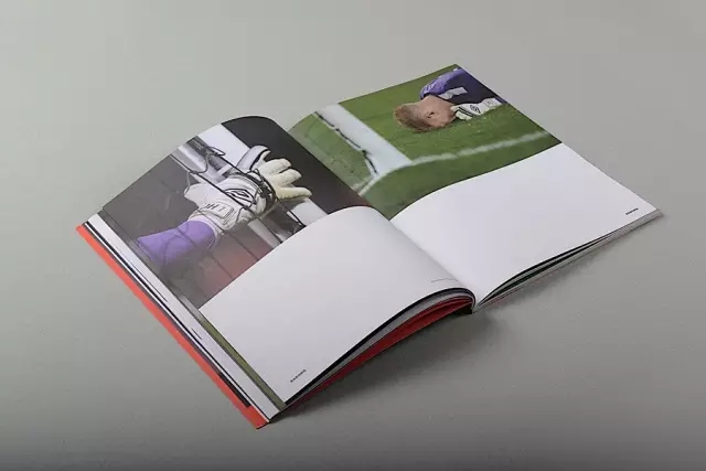 足球杂志版面设计欣赏5.webp.jpg