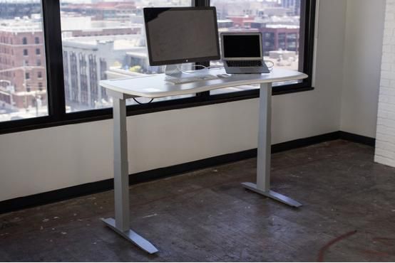 Stir Kinetic Desk M1 智能办公桌设计，功能强大到爆表2.jpg