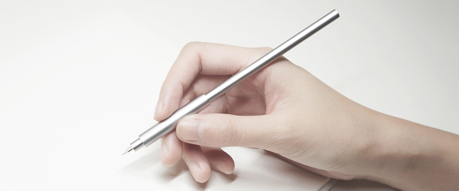 产品设计极简风：挑战极限的Pen Uno钢笔.jpg